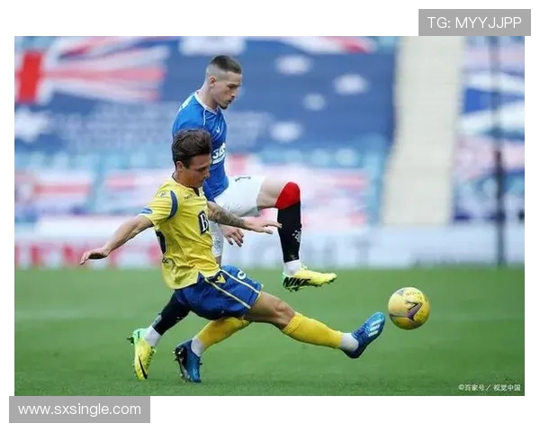 威斯特曼与托利马的精彩对决揭示足球战术与团队协作的魅力